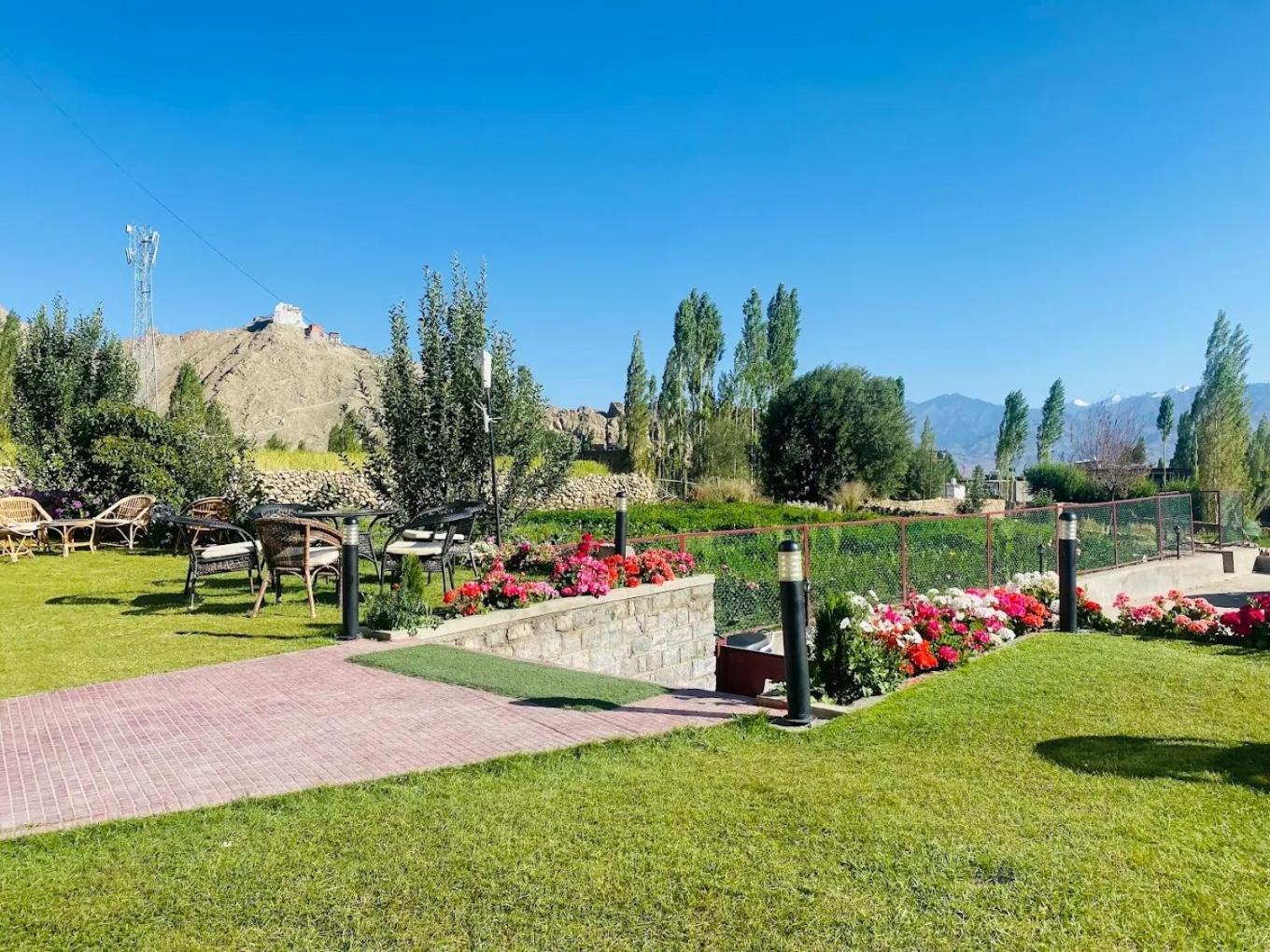 Hotel Royal Ladakh, Leh Bagian luar foto